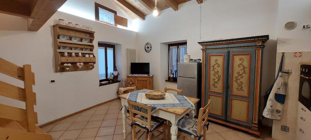 Loft Della Perpetua Di Casa Bernardi, Fuga Romantica Petfriendly Montagnaga  Zewnętrze zdjęcie