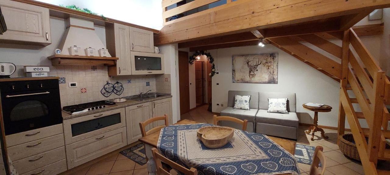 Loft Della Perpetua Di Casa Bernardi, Fuga Romantica Petfriendly Montagnaga  Zewnętrze zdjęcie