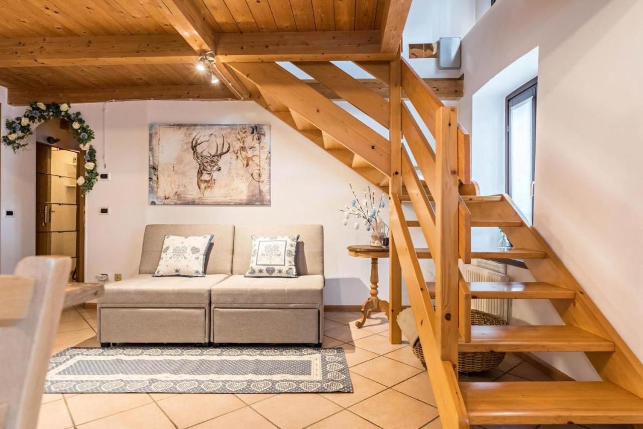 Loft Della Perpetua Di Casa Bernardi, Fuga Romantica Petfriendly Montagnaga  Zewnętrze zdjęcie