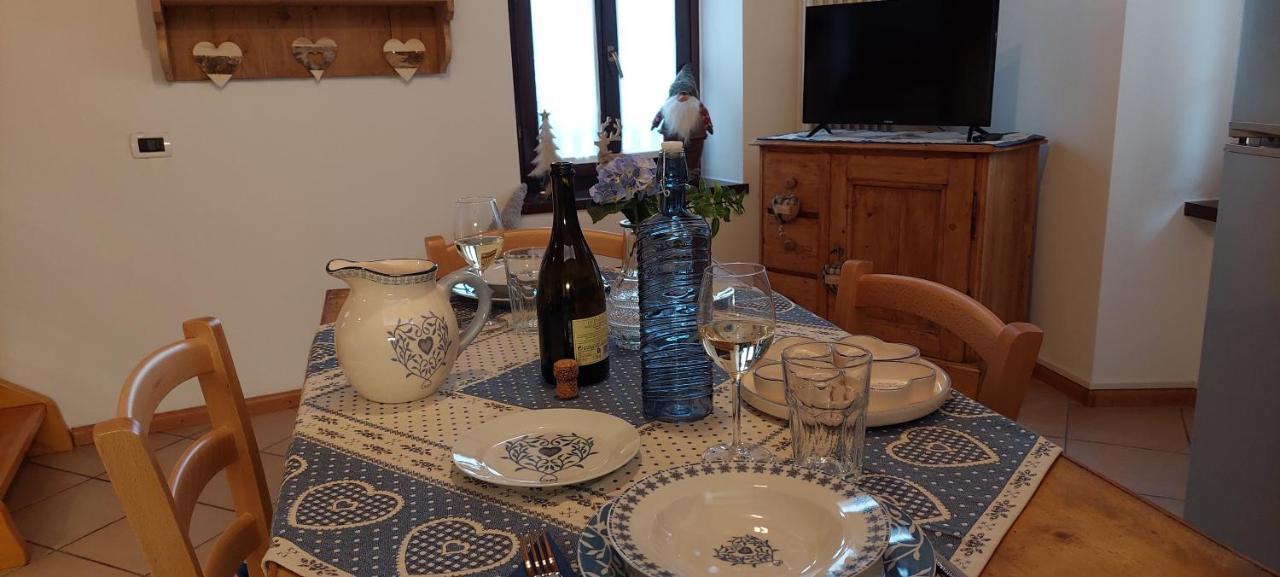Loft Della Perpetua Di Casa Bernardi, Fuga Romantica Petfriendly Montagnaga  Zewnętrze zdjęcie