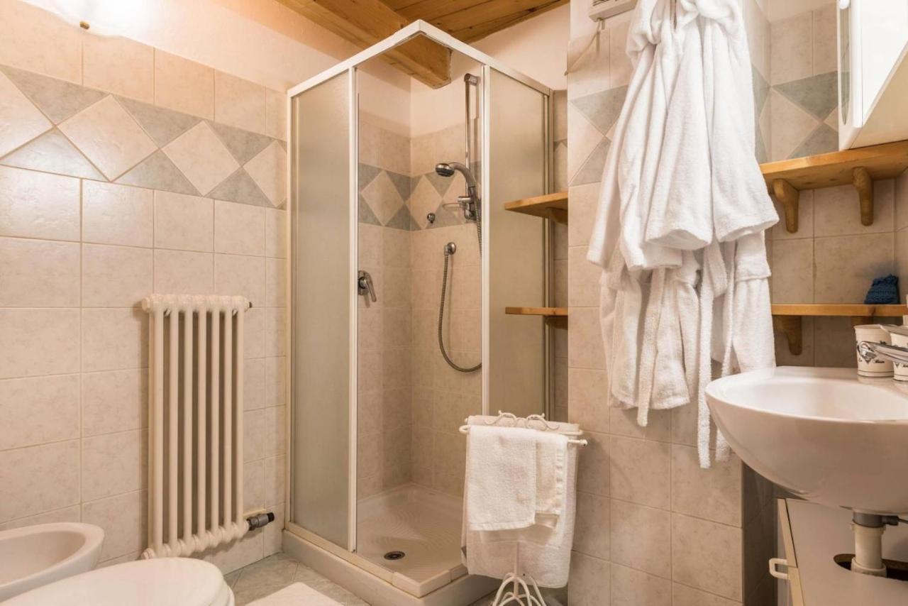 Loft Della Perpetua Di Casa Bernardi, Fuga Romantica Petfriendly Montagnaga  Zewnętrze zdjęcie