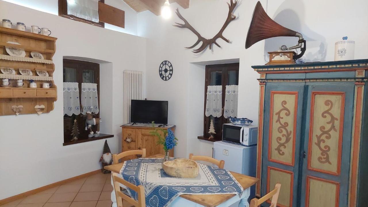 Loft Della Perpetua Di Casa Bernardi, Fuga Romantica Petfriendly Montagnaga  Zewnętrze zdjęcie